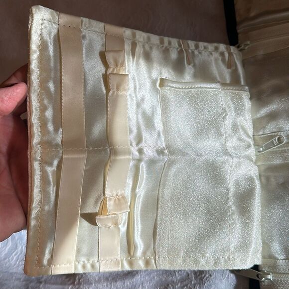 Jewelry Makeup Organizer Travel Foldable - Picture 4 of 9